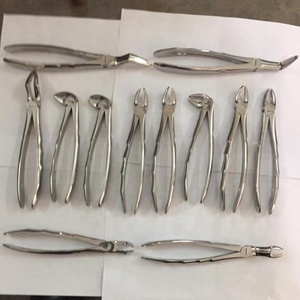 Kit d'instruments dentaires, pinces d'extraction, et élévateur, 8 pièces - Product Image 1