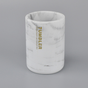 Porte-gobelet et porte-brosse à dents moderne en polyrésine écologique blanc à double usage - Product Image 1