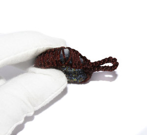 เครื่องประดับจี้ด้ายอัญมณีดรูซี่ไทเทเนี่ยมธรรมชาติสำหรับผู้หญิงขายส่งพลอยสีรุ้งแวววาวสำหรับผู้หญิง - Product Image 4