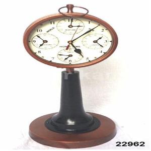 Reloj de mesa de latón Vintage - Product Image 2