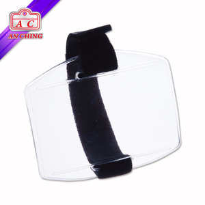 Porte-badge vertical réglable en PVC noir élastique pour bracelet de bras - Product Image 6