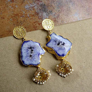 Pendientes indios étnicos de ágata Geode púrpura con perlas Jumka, pendientes de declaración Boho, pendientes de piedras preciosas de pavo real - Product Image 2