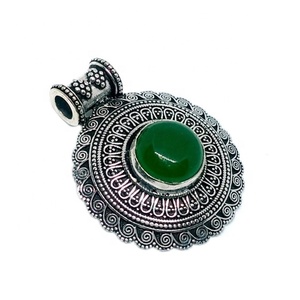 จี้พลอยโอนิกซ์สีเขียวธรรมชาติที่มีชื่อเสียง925จี้เครื่องประดับเงินแท้จี้และสร้อยคอนำโชค - Product Image 1