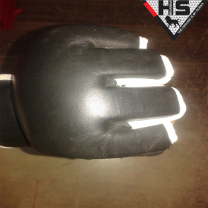 Guantes de boxeo profesionales personalizados baratos de fábrica Venta caliente Logotipo de personalización de fábrica de China producido en un chino negro rojo azul - Product Image 4