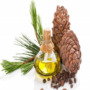 Huile Essentielle de Cèdre 100% Pure (Cedrus Deodara) Certifiée GMP Distillée à la Vapeur avec Ingrédient Arbre à Thé Fournisseur OEM/ODM Inde - Product Image 2