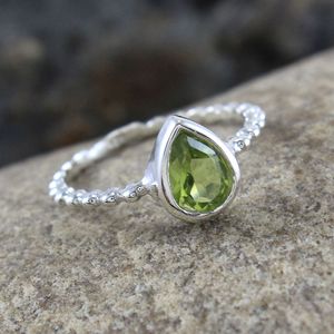 Bague en argent sterling 925 à facettes, bijoux étonnants en pierres précieuses péridot - Product Image 1