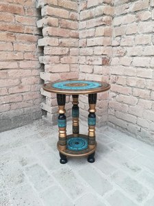 งานเคลือบเงาบนโต๊ะไม้ งานฝีมือทำมือ โต๊ะไม้เคลือบเงาหลากสี งานเคลือบเงาบนโต๊ะไม้ โต๊ะแบบดั้งเดิมที่สวยงาม - Product Image 6