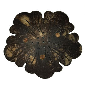 Bol à savon en coquille de noix de coco, design moderne naturel et écologique, fait à la main, thaïlande - Product Image 1