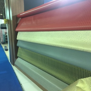 Système de pergola avec auvent occultant et occultant en tissu tricoté à carreaux FR 1000D enduit de PVC avec motif confortable - Product Image 2