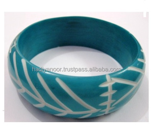 Brazalete de resina de diseño modelo de alta calidad con uso manual de mujer con color pulido natural precio bajo Venta caliente - Product Image 2