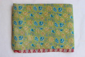 ผ้านวมคลุมเตียงแคนธาแบบกลับด้านได้,ผ้าปูที่นอนแนววินเทจ Gudari ผ้านวม - Product Image 3