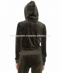 Ensembles de survêtements sportifs courts pour femmes, vente en gros élégante, vert olive, velours tendance, respirant - Product Image 2