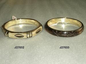 กำไลทองเหลืองงานฝีมือโบราณสำหรับผู้หญิงและเด็กผู้หญิง  ผิวสัมผัสแบบดิสเทรส  ลวดลายโดดเด่น  กำไลแฟชั่น - Product Image 6