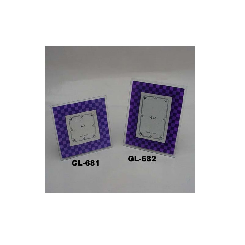 Стеклянная фоторамка в клетку