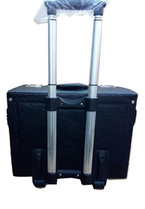 กระเป๋ารถเข็นหนังแท้สไตล์โบฮีเมียนรูปแบบเรขาคณิตสำหรับเดินทางพร้อมฝาปิดซิป - Product Image 4