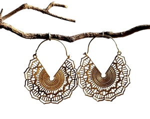 Jaipur venta al por mayor de joyería tribal vintage pendiente de aro de latón pendiente - Product Image 2