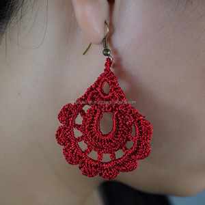 Pendientes de Ganchillo Hechos a Mano para Boda, Hojas Románticas, Boda en la Playa, Novia, Dama de Honor, Creaciones Hechas a Mano - Product Image 3