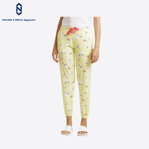 Ropa de dormir suave y ligera para mujer de fabricante al por mayor, personalizada, de talla grande, transpirable, cómoda, sencilla, con estampado térmico de invierno - Product Image 6