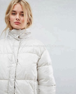 Nouvelles vestes matelassées en duvet de polyester imperméables et chaudes pour femmes 2026 avec capuche - Product Image 6