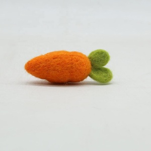 Zanahoria de fieltro de FFV-001, hecha de 100% lana pura ecológica de Nueva Zelanda, fieltro por artesanos de mujeres expertas y con confianza de nepalí - Product Image 3