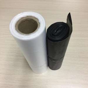 Bolsas de plástico planas hechas en Vietnam en rollo con núcleo de papel Embalaje e impresión económicos para frutas y alimentos - Product Image 1