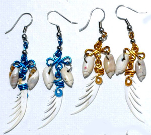 Boucles d'oreilles tribales en os et coquillages faites à la main Bijoux uniques de mode péruvienne Boucles d'oreilles faites maison Vente en gros - Product Image 1