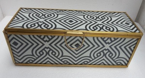 Boîte à bijoux en verre avec couvercle en métal pour la décoration de la maison décoration de bureau décoration de mariage - Product Image 2