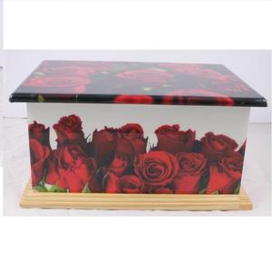 Urna de cremación de madera rosa, suministros funerarios, Brassworld, India - Product Image 1
