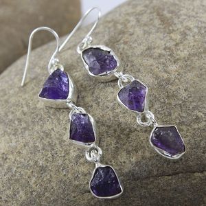 Boucles d'oreilles longues en argent sterling 925 avec pierre précieuse améthyste brute naturelle, bijoux de soirée pour femmes, fabricant de bijoux fins - Product Image 1