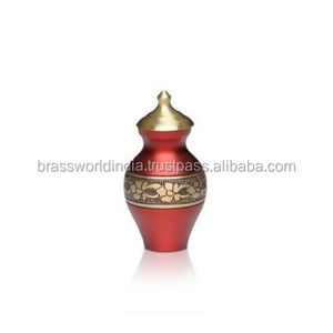 Urna Funeraria Simple de Estilo Americano Roja para Bebés, de Metal, BRASSWORLD INDIA - Product Image 1
