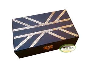 Belles boîtes en bois faites à la main de styliste avec incrustation en laiton - Product Image 2