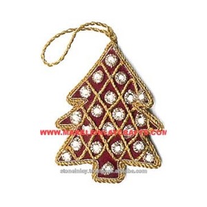 Adorno Navideño Colgante con Bordado a Mano en Forma de Árbol, Material de Tela Utilizado para Decoración Navideña - Product Image 1