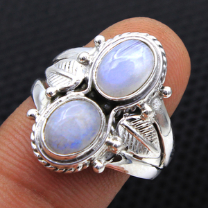 Anillo de piedras preciosas de piedra lunar de arcoíris, Plata de Ley 925 con forma de elipse de estilo bohemio, joyería de plata en línea al por mayor - Product Image 2