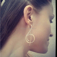 Boucles d'oreilles pendantes en laiton plaqué or fantaisie 925Silvercollection 2017, design unique et minimaliste en forme de note de musique pour femmes et enfants, idéales pour les fêtes