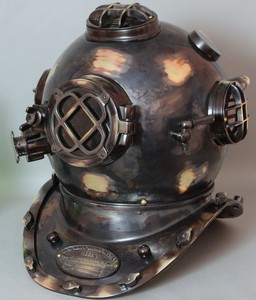 Casco de Buceo Náutico de Hierro Negro Hecho con Hierro de la India - Product Image 5