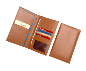 เคสใส่บัตรแบบกระเป๋าสตางค์พร้อมคุณสมบัติ RFID กระเป๋าหนังแท้สำหรับใส่หนังสือเดินทาง-ผลิตในอินเดีย - Product Image 1