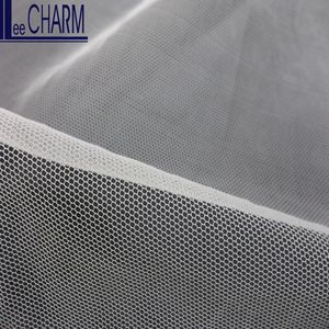 ผ้าลูกไม้ถักไนลอนแท้ 100% ยี่ห้อ Lee Charm รุ่น LCY475 จากไต้หวัน ม้วนผ้ากว้าง 60 นิ้ว น้ำหนัก 33 กรัม/หลา เหมาะสำหรับทำผ้าม่าน ชุดเดรส ร่ม ชุดกีฬา และของใช้ในบ้าน - Product Image 5