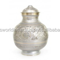 Urne funéraire américaine pour adultes ODYSSEY, articles funéraires Brassworld India, fabriquée en métal et laiton durables, modèle FU-189 - Product Image 6