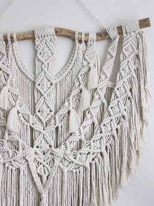 Tapiz de Macramé Blanco de Algodón, Hecho a Mano en Vietnam - Product Image 4