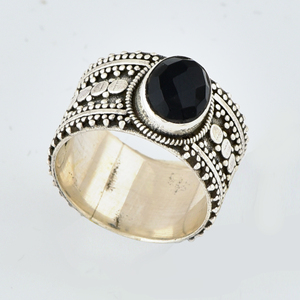 Forma ovalada Black Onyx Gemstone Anillo de diseñador de Plata de Ley 925 Joyería Anillo de moda clásico para compromiso de boda y regalo. - Product Image 1