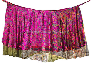 กระโปรงห่อผ้าไหมส่าหรียาวสองชั้นสีชมพูสำหรับสวมใส่ชายหาด - Product Image 2