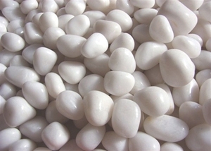 Galets et galets ronds en marbre blanc de qualité régulière Sac jumbo de roches en pierre lâche Matériau en pierre naturelle pour l'extérieur - Product Image 4