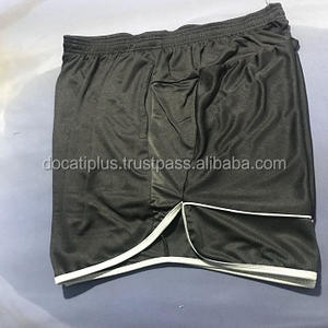 Shorts de basket-ball noirs personnalisés OEM avec poches pour hommes - Product Image 4