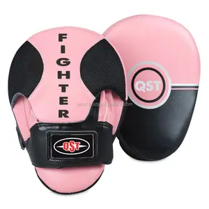 Manoplas de enfoque con logotipo personalizado para boxeo MMA artes marciales y entrenamiento de Karate diseño profesional con empuñaduras al por mayor - Product Image 1