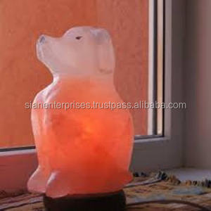 Lampe à Sel Originale en Forme de Chien de l'Himalaya Décoration Sculptée sur le Thème Animal Feng Shui par Sian Enterprises - Product Image 4