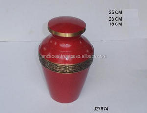 Tarro de urna pintado de latón antiguo y rojo de alta calidad en tarro de urna de recuerdo de Metal de latón fundido tarro de Metal de Color rojo en precio al por mayor - Product Image 2
