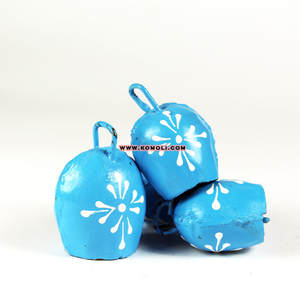 Cloche de vache en métal au design suisse, décoration pour maison et jardin, 1 pièce - Product Image 2