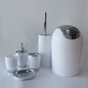 Conjunto completo de 6 piezas de accesorios de baño de hotel de plástico simple - Product Image 1