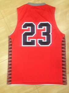 Maillot de basket-ball personnalisé réversible de haute qualité pour jeunes, design sublimé, vente en gros - Product Image 2