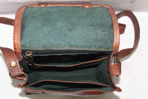 กระเป๋าหนังแพะแท้สำหรับผู้หญิง,กระเป๋าสะพายแฮนด์เมดทุกเพศขนาด5*7นิ้ว - Product Image 4